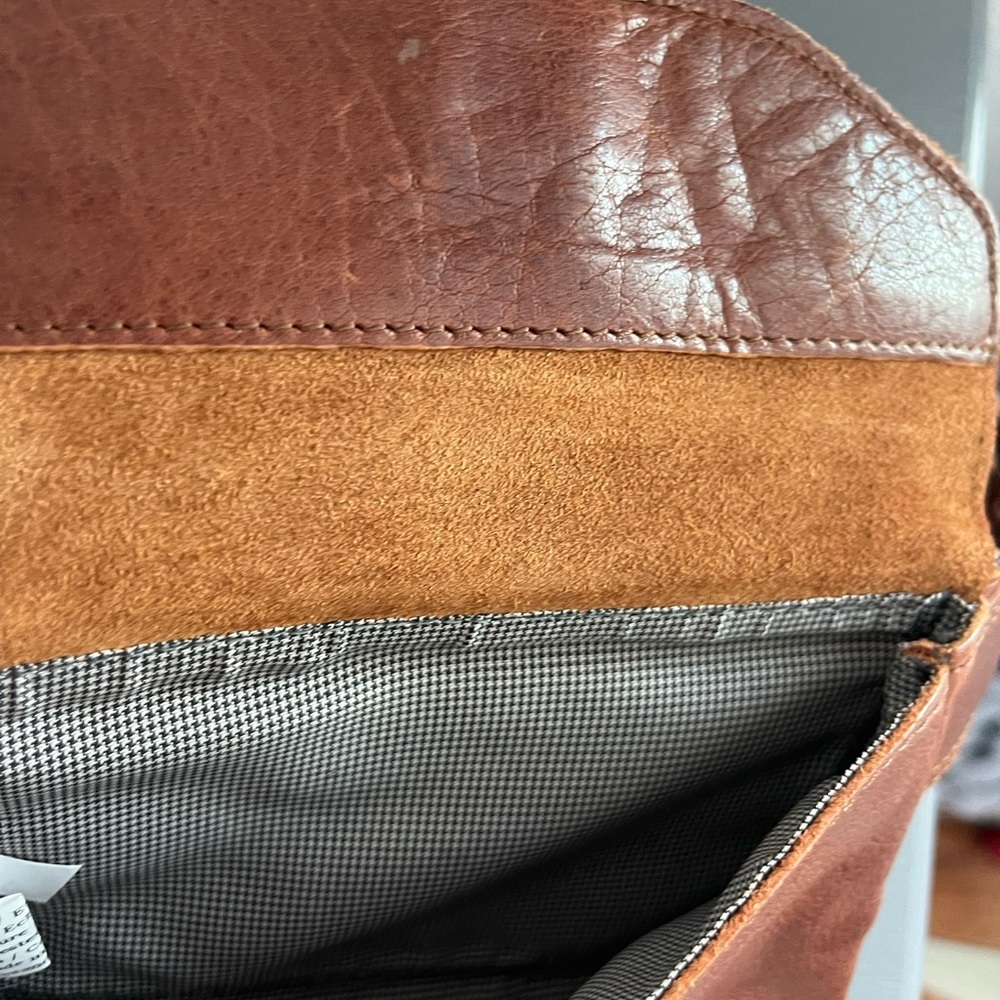 Spike & Sparrow Genuine Leather Brown Belt Bag - Picture 4 of 8
